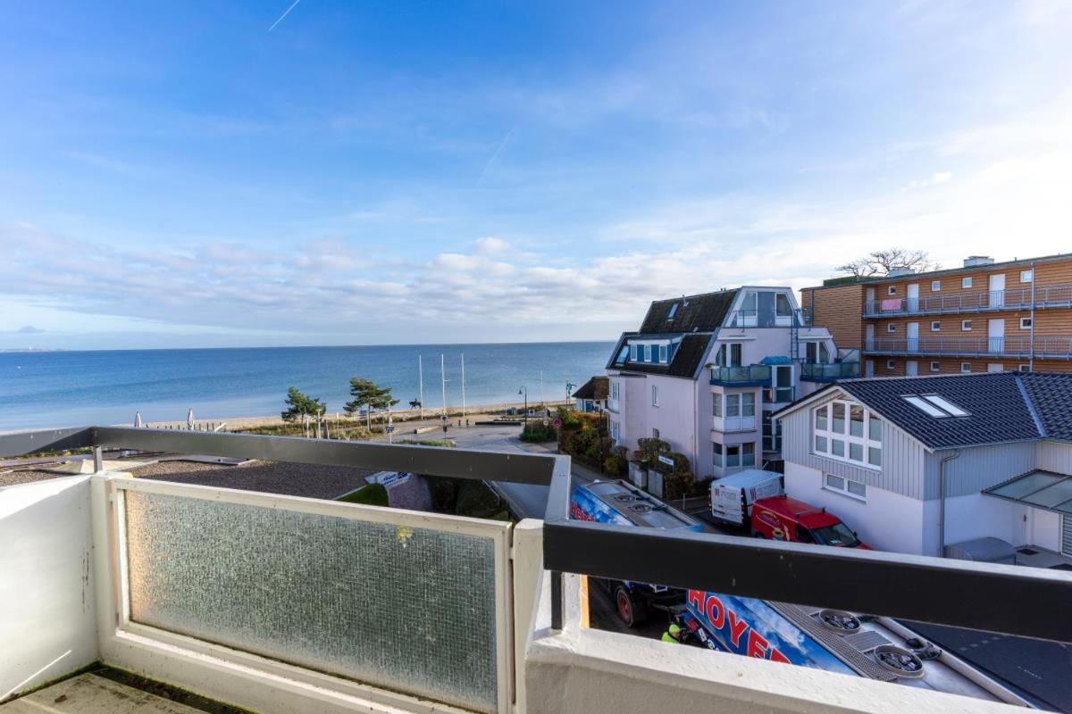 Scharbeutz 2- Zimmer- Luxus Apartment Mit Eigener Sauna Bagian luar foto
