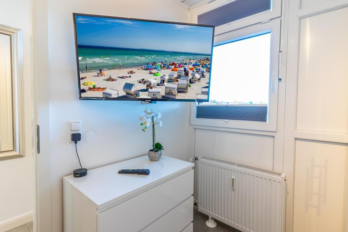 Scharbeutz 2- Zimmer- Luxus Apartment Mit Eigener Sauna Bagian luar foto