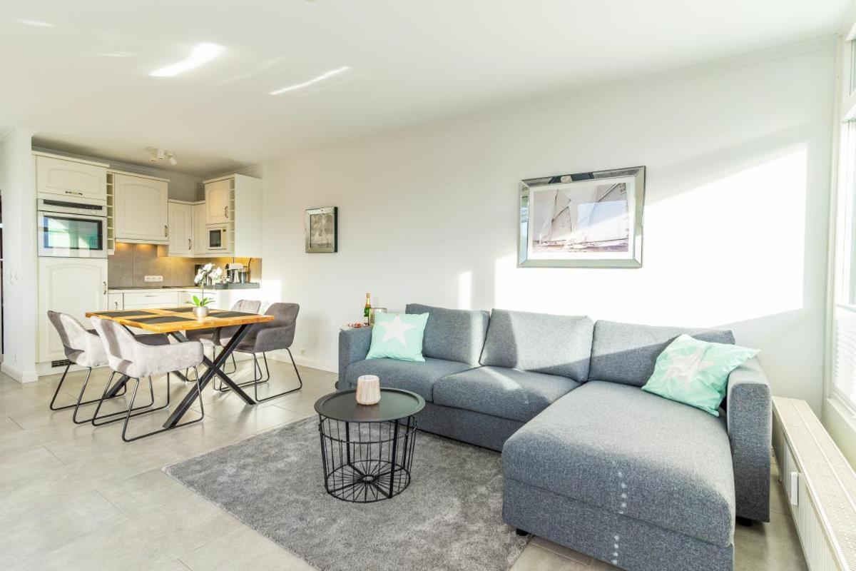 Scharbeutz 2- Zimmer- Luxus Apartment Mit Eigener Sauna Bagian luar foto